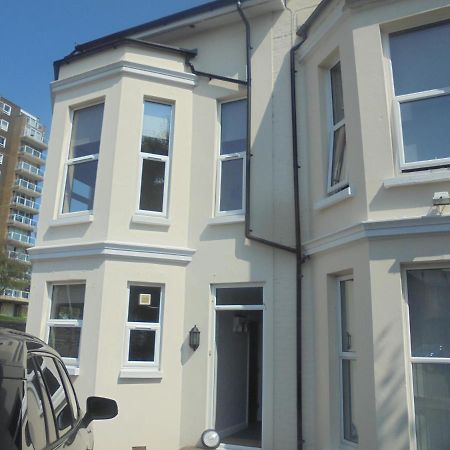 Kali Mera Eastbourne Bagian luar foto