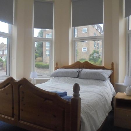 Kali Mera Eastbourne Bagian luar foto