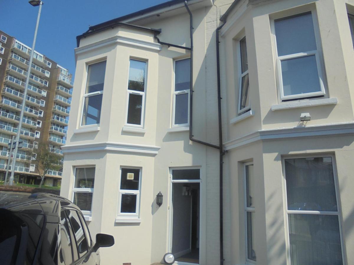 Kali Mera Eastbourne Bagian luar foto