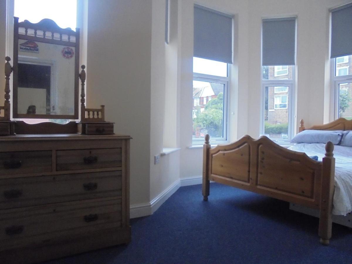 Kali Mera Eastbourne Bagian luar foto