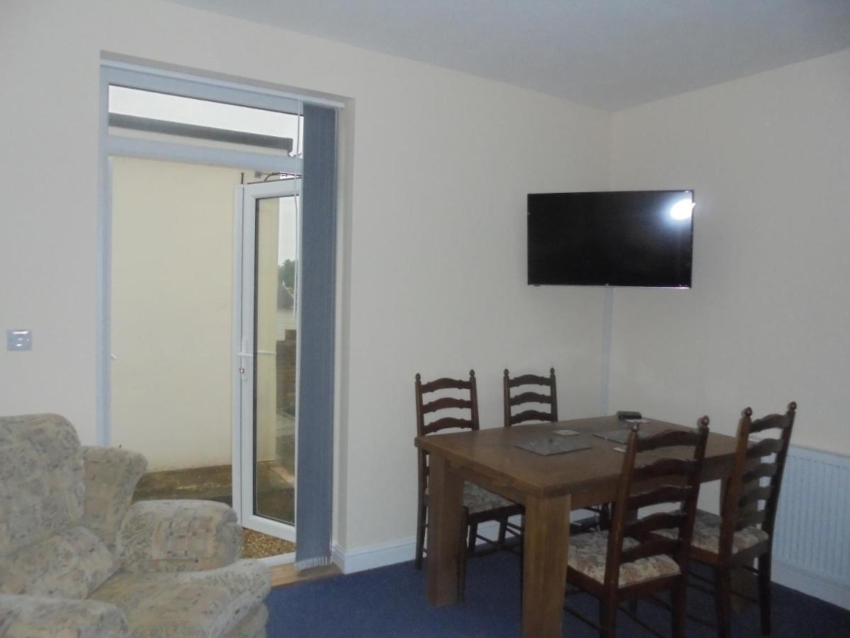 Kali Mera Eastbourne Bagian luar foto