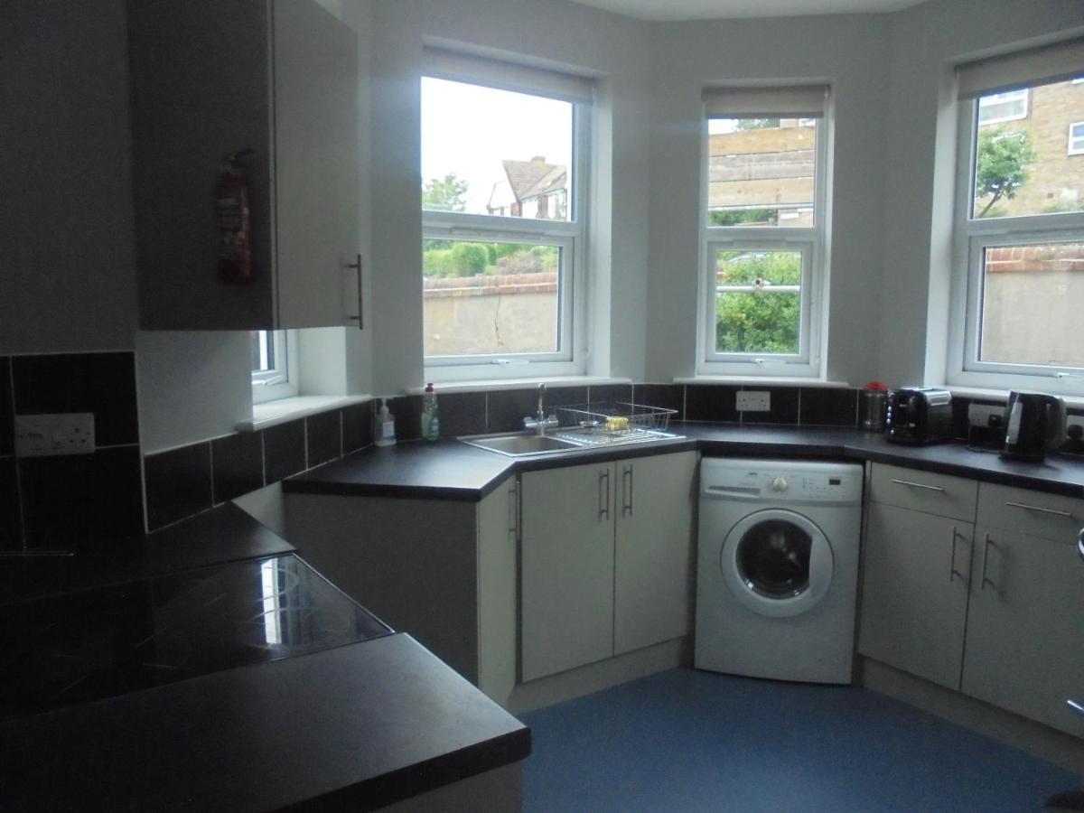 Kali Mera Eastbourne Bagian luar foto