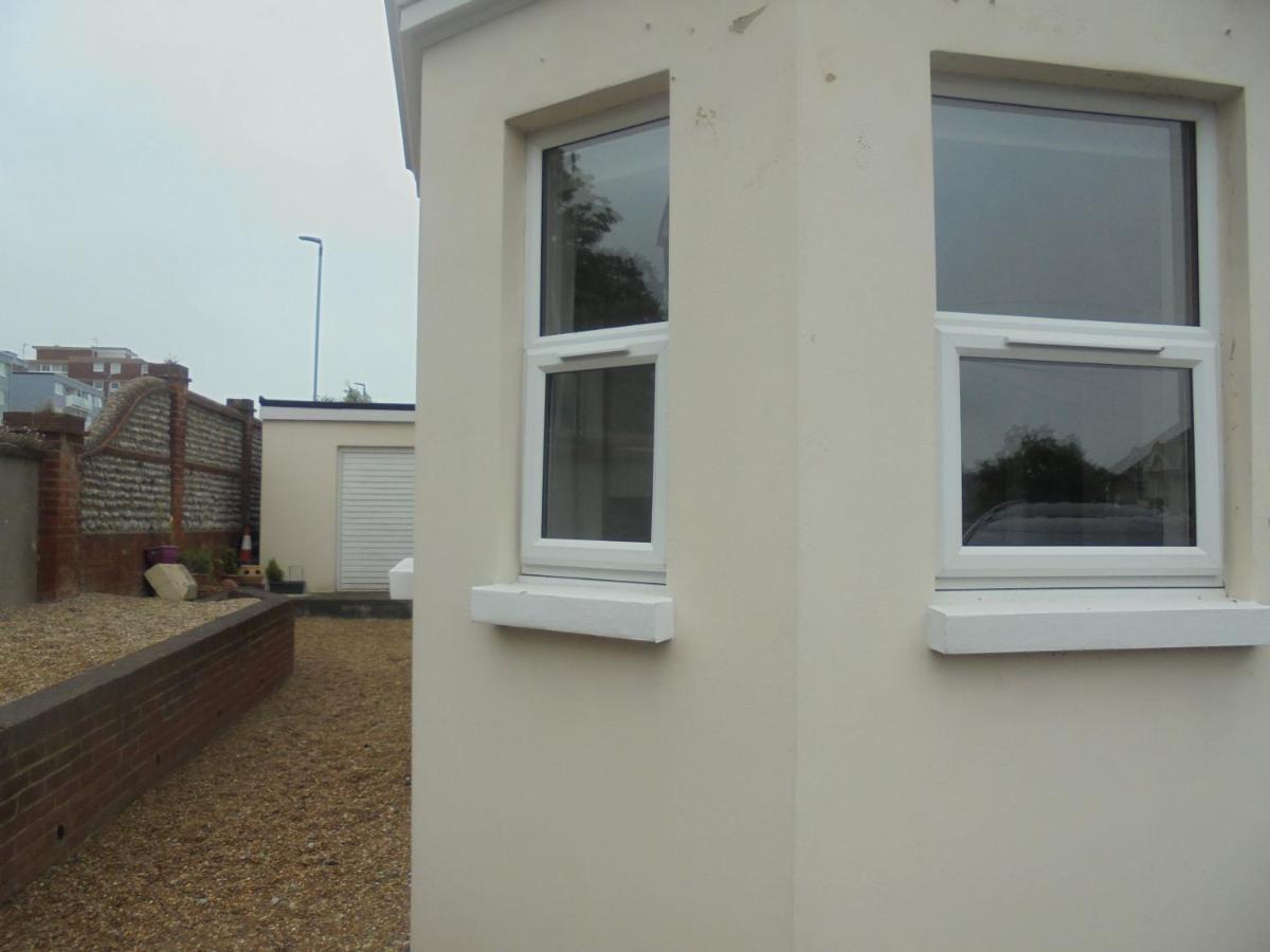 Kali Mera Eastbourne Bagian luar foto