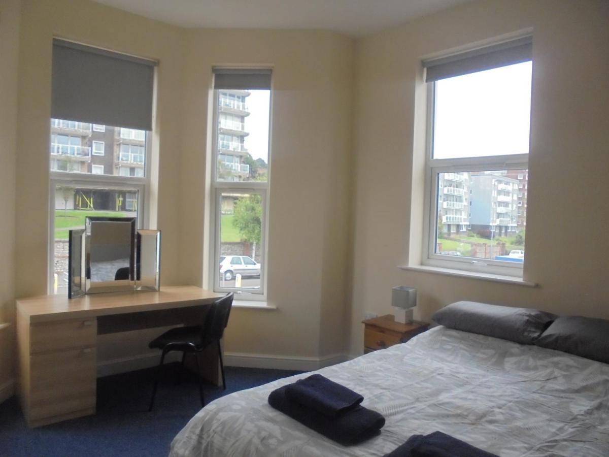 Kali Mera Eastbourne Bagian luar foto